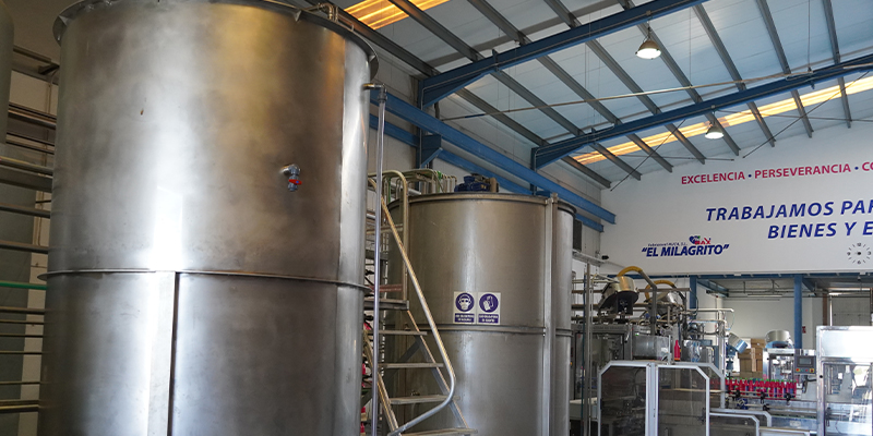 Un nuevo reactor agilizará la fabricación del Limpiador Abrillantador El Milagrito